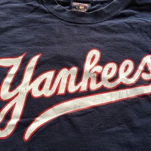 New York Yankees - Yogi Berra Shirt Cooperstown Collection